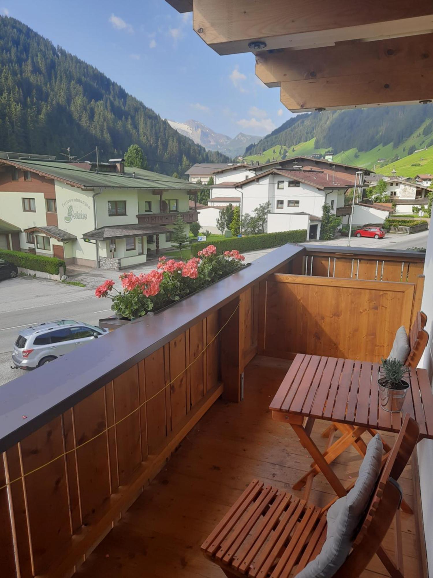 Gruenwaldhof Bed and Breakfast Tux Εξωτερικό φωτογραφία