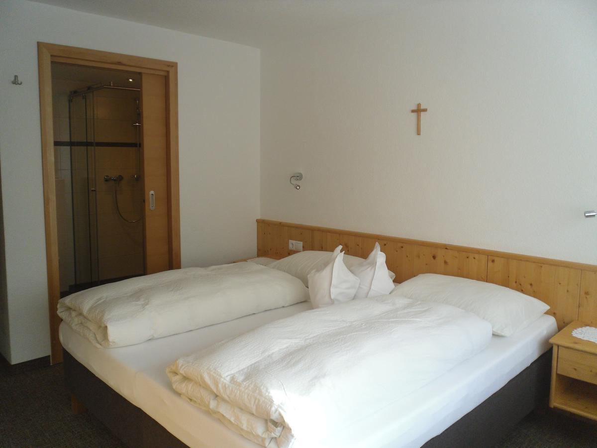 Gruenwaldhof Bed and Breakfast Tux Εξωτερικό φωτογραφία